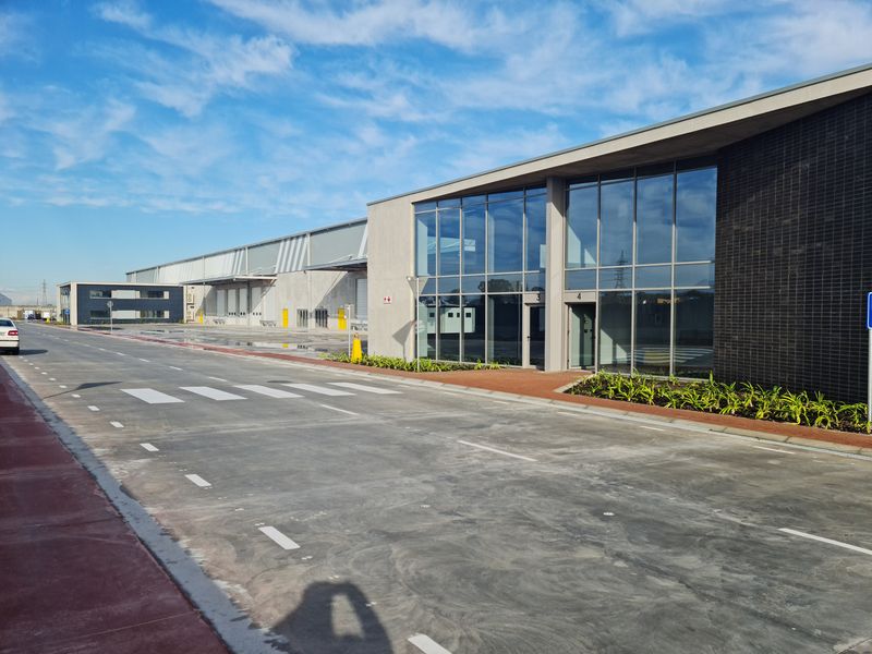 Warehouse TO LET in Blackheath - Brand new 3480m2 AAA Grade. - Photo 3