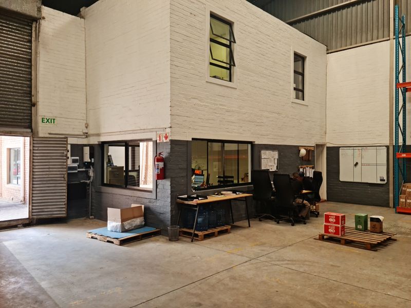 620m2 Warehouse with Yard To Let in Saxenburg Park 1. - Photo 10