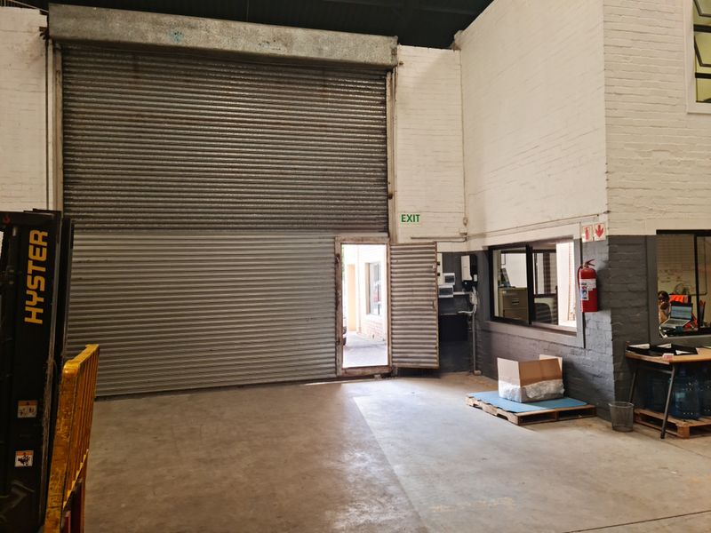 620m2 Warehouse with Yard To Let in Saxenburg Park 1. - Photo 9