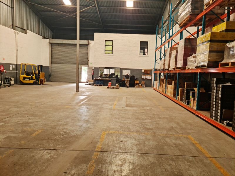 620m2 Warehouse with Yard To Let in Saxenburg Park 1. - Photo 3
