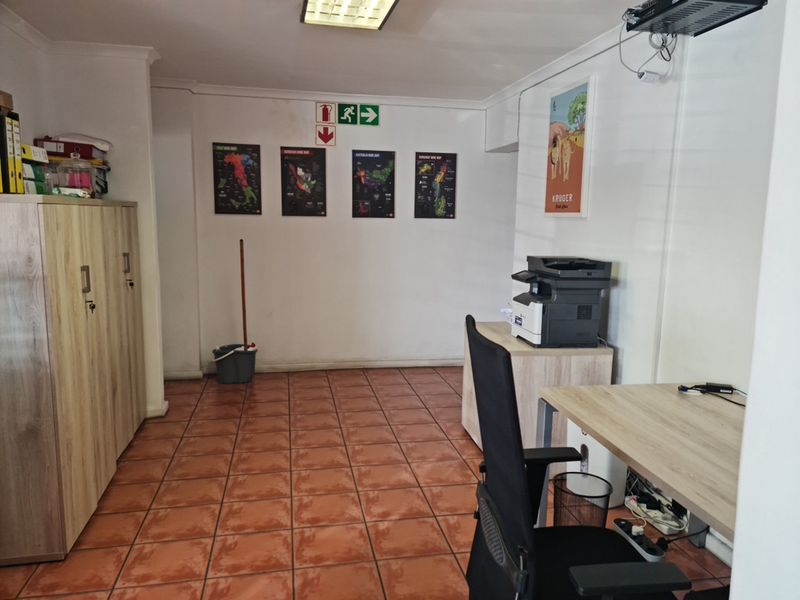 620m2 Warehouse with Yard To Let in Saxenburg Park 1. - Photo 5