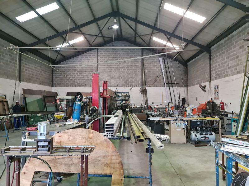 418m2 Factory / Warehouse  TO LET in Saxenburg Park, Blackheath. - Photo 9