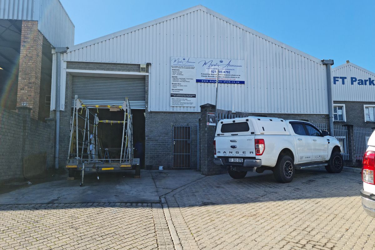 418m2 Factory / Warehouse  TO LET in Saxenburg Park, Blackheath. - Photo 2