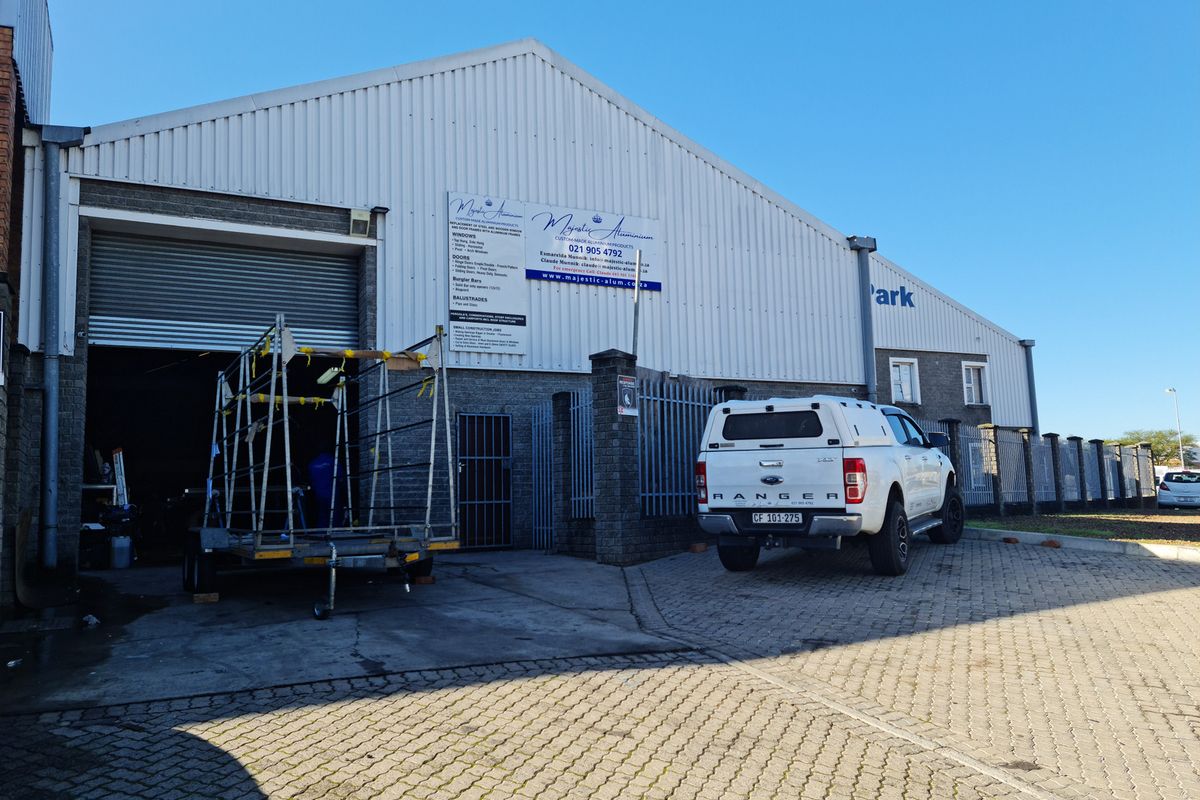 418m2 Factory / Warehouse  TO LET in Saxenburg Park, Blackheath. - Photo 3