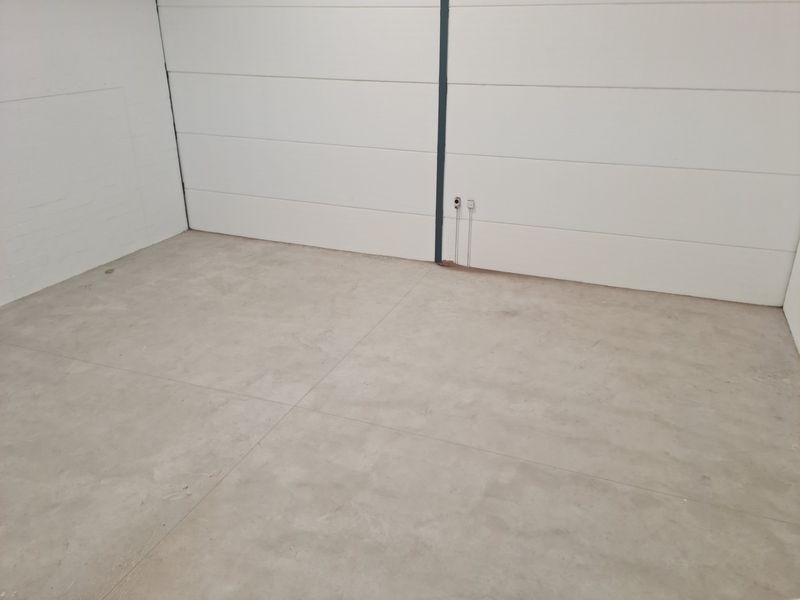 Industrial Warehouse For Sale in Firgrove , Somerset West - 244m2 - Photo 8