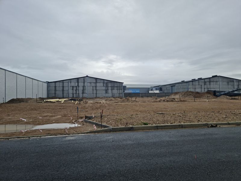 Brand New 1536m2 Industrial Warehouse To Let in Firgrove , Somerset West. - Photo 2