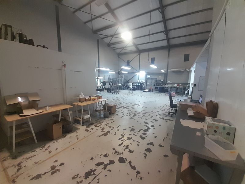 479m2 Industrial Factory Warehouse Unit To Let in Stikland @ R40 715.00  excluding VAT - Photo 3