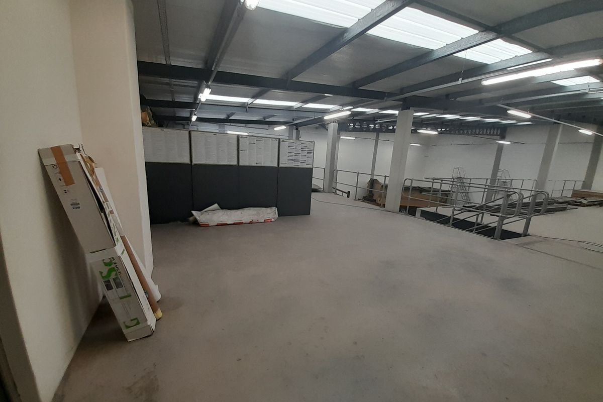 608m2 Industrial Unit To Let in Stikland @ R49 856.00 excluding VAT - Photo 5