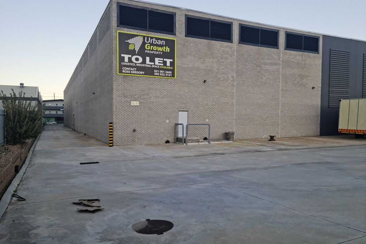 Prime 5130 m2 Warehouse available To Let - Next to the N2 in Asla Park, Strand - Photo 4