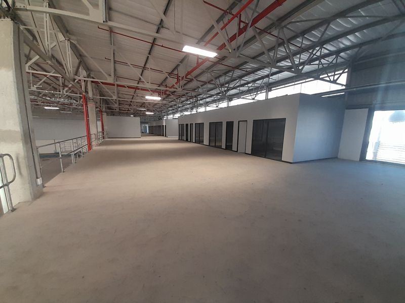 6 569m2 Industrial Factory Warehouse / To Let in the Bellville South @ R 591 210.00  excluding VAT - Photo 9
