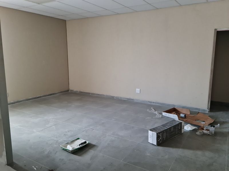 Brand New  200m2 Industrial Warehouse To Let in Firgrove , Somerset West. - Photo 10