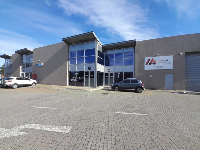794m2 Industrial Warehouse To Let in the Brackengate Business Park @ R 75 430.00 excluding VAT - Photo 2