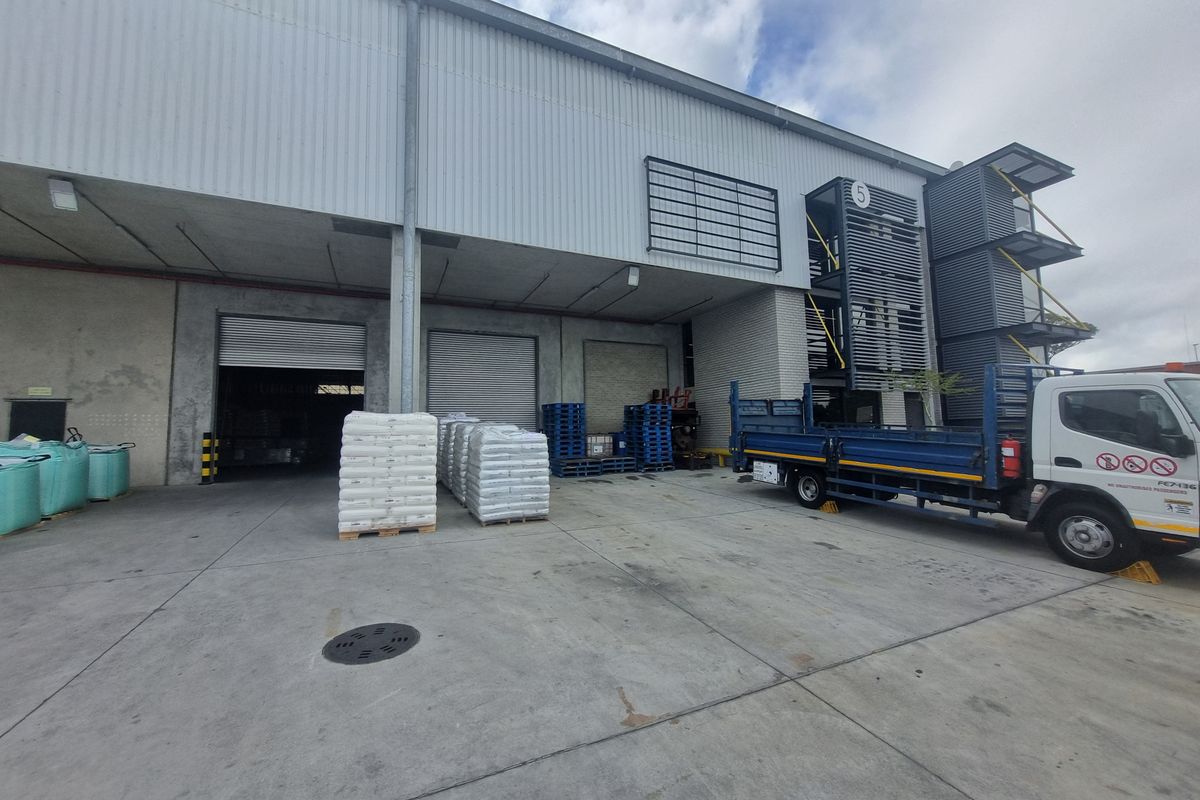 3 296m2 Industrial Warehouse To Let in Bellville South Industria @ R 296 640.00 excluding VAT - Photo 5