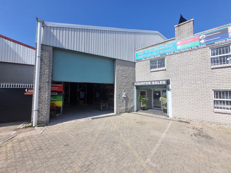 1000m2 Warehouse To Let in Stikland@ R 70 000.00 excluding VAT - Photo 3
