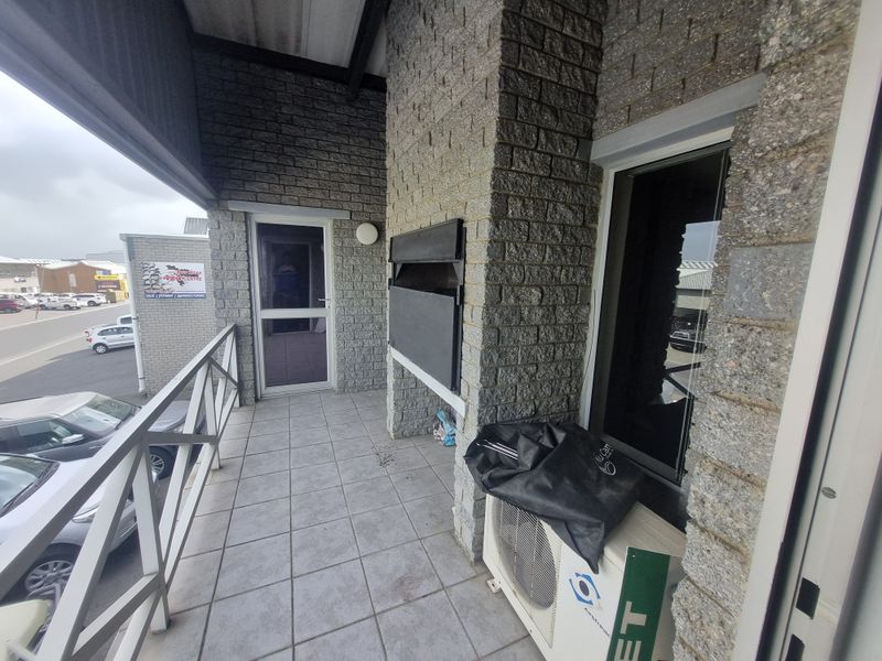 340m2 Industrial Factory Warehouse To Let in Brackenfell Industrial @ R27 200.00 excluding VAT - Photo 10