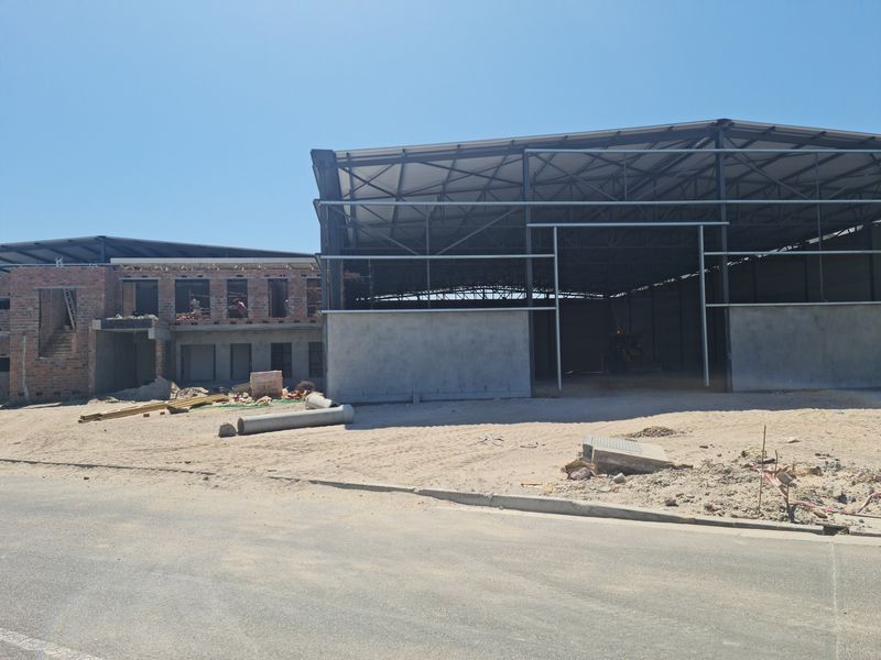 Brand New 1930m2 Industrial Warehouse To Let in Firgrove , Somerset West - Photo 3