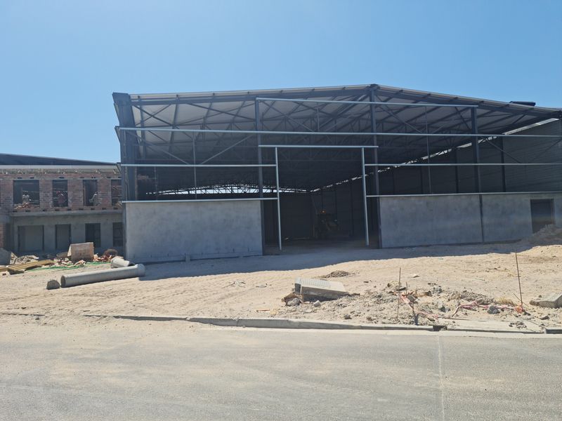 Brand New 1930m2 Industrial Warehouse To Let in Firgrove , Somerset West - Photo 5
