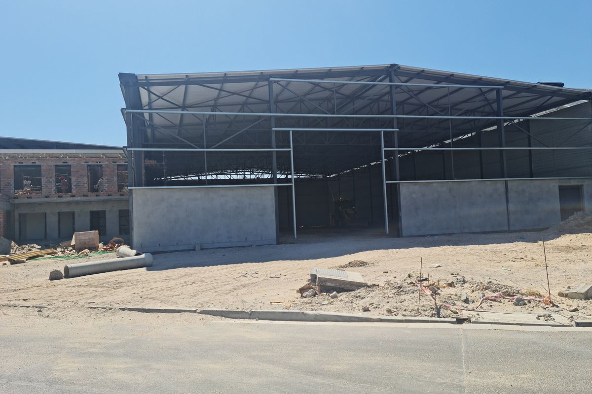 Brand New 1930m2 Industrial Warehouse To Let in Firgrove , Somerset West - Photo 5