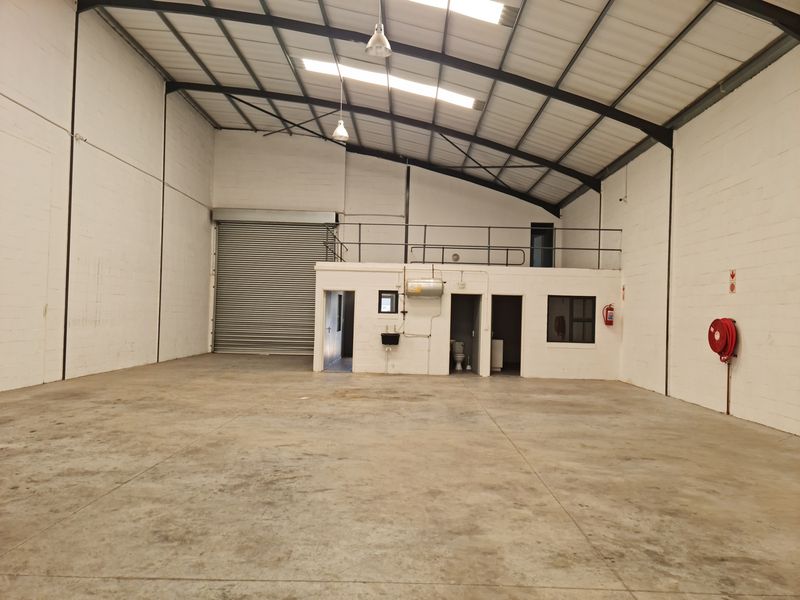 361m2 Industrial Warehouse TO LET in Saxenburg Park, Kuilsriver @ R24000 excluding vat - Photo 7
