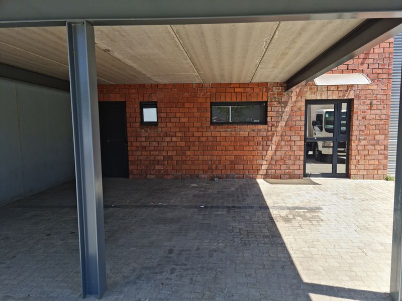 361m2 Industrial Warehouse TO LET in Saxenburg Park, Kuilsriver @ R24000 excluding vat - Photo 6