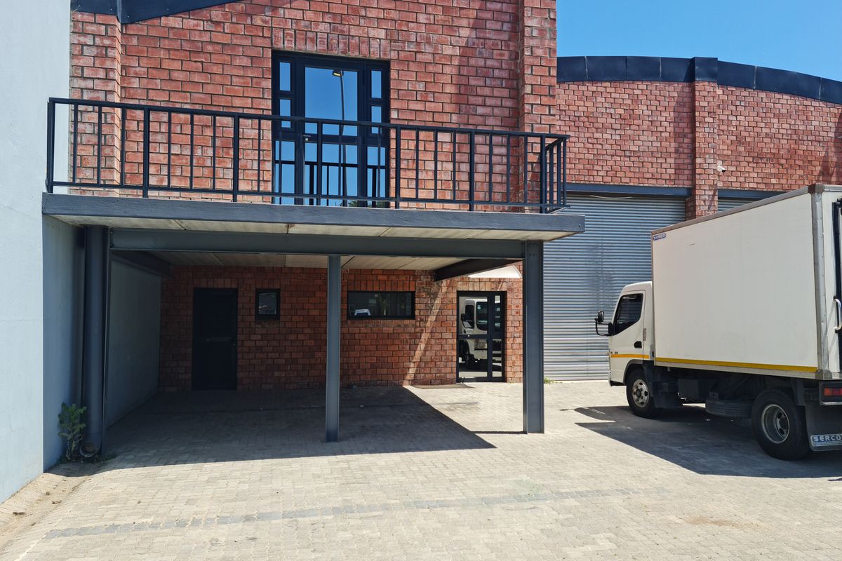361m2 Industrial Warehouse TO LET in Saxenburg Park, Kuilsriver @ R24000 excluding vat - Photo 2