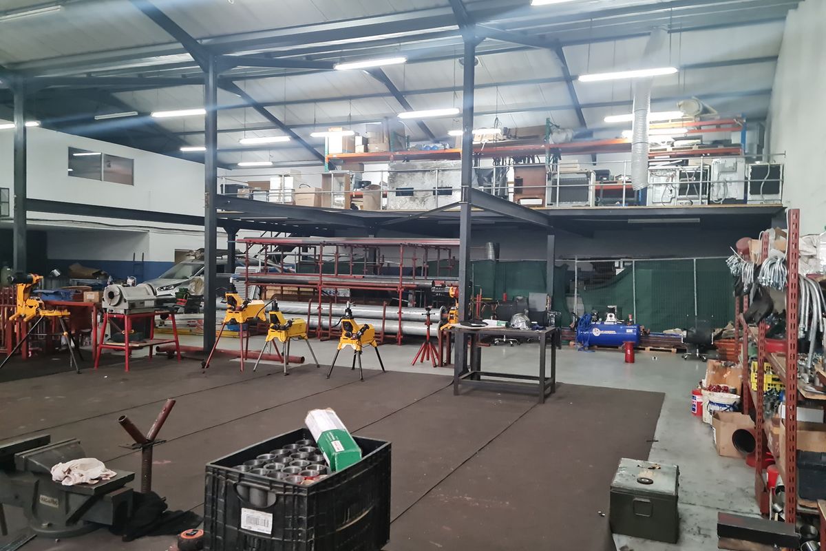 866m2 Industrial Warehouse TO LET in Saxenburg Park - Photo 4