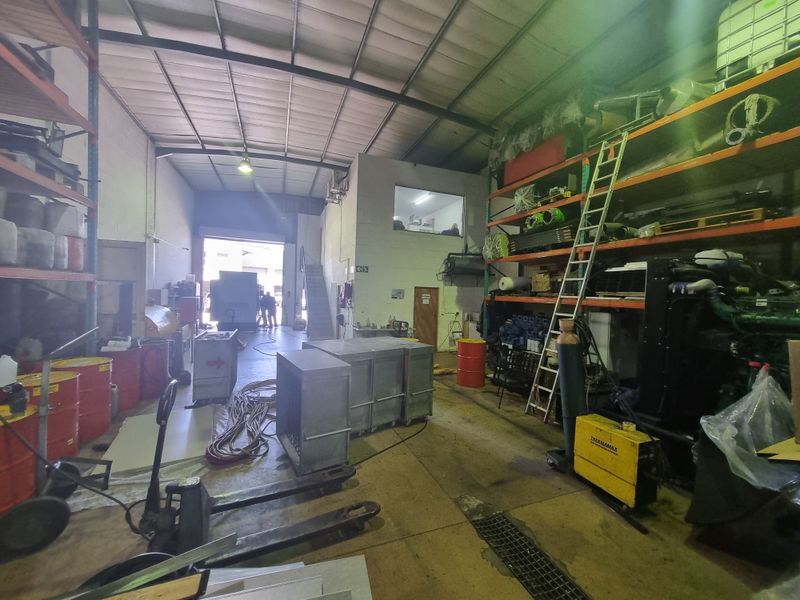 380m2 Industrial Factory Warehouse To Let in Stikland @ R28 500.00 excluding VAT - Photo 8
