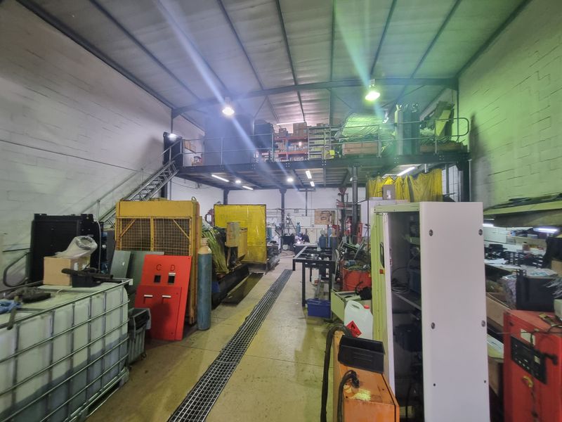 380m2 Industrial Factory Warehouse To Let in Stikland @ R28 500.00 excluding VAT - Photo 7