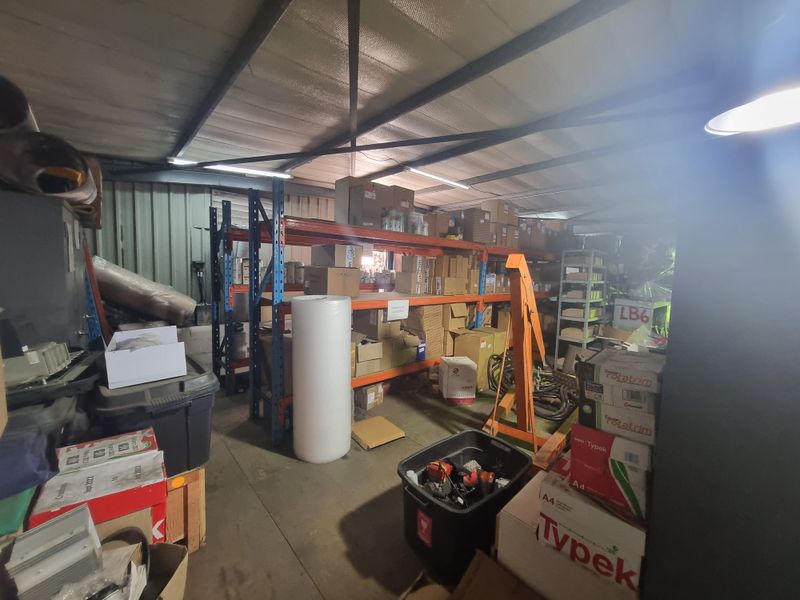 380m2 Industrial Factory Warehouse To Let in Stikland @ R28 500.00 excluding VAT - Photo 9