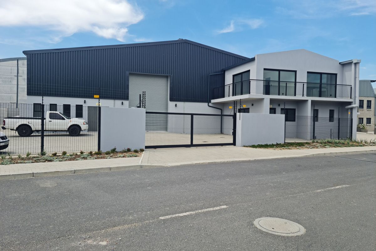 Brand New 591m2 Industrial Warehouse  with 100 Amps To Let in Firgrove , Somerset West. - Photo 4