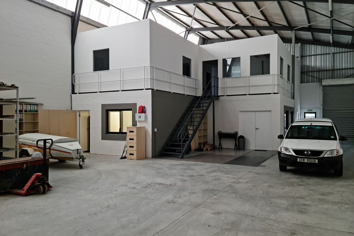 494m2 Warehouse To Let in Firgrove , Somerset West. - Photo 2