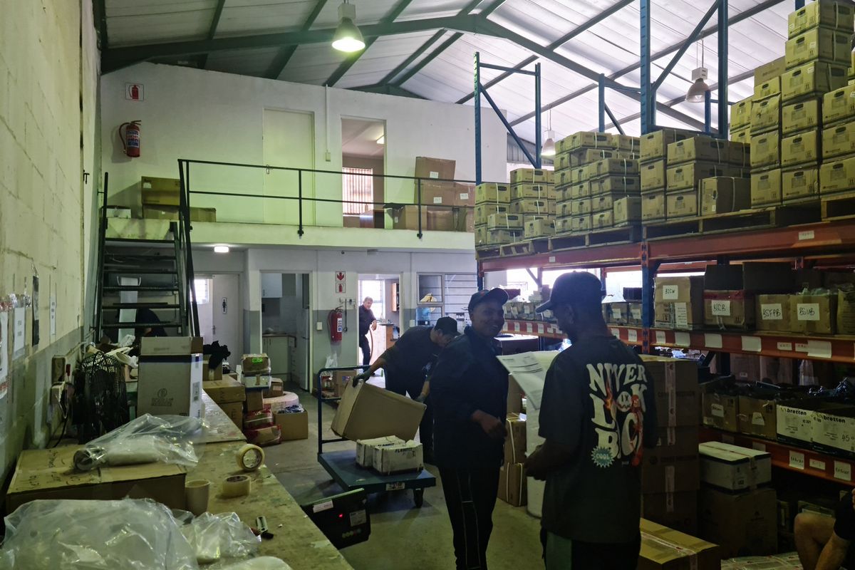 539m2 Warehouse TO LET in Saxenburg Park, Blackheath. - Photo 3