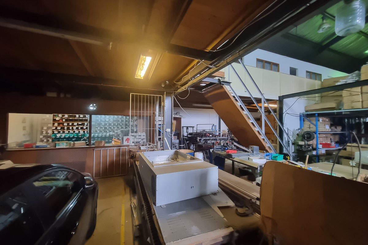 Industrial Warehouse For Sale in Brackenfell - 800m2 - Photo 4