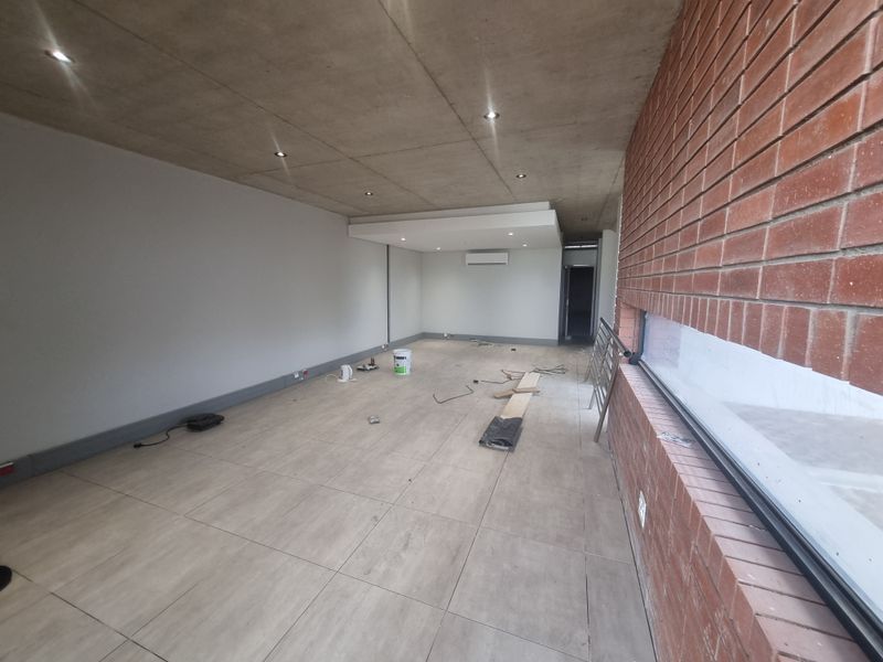 343m2 Industrial  Warehouse Unit / To Let in Kraaifontein @ R 36 015.00  excluding VAT - Photo 6