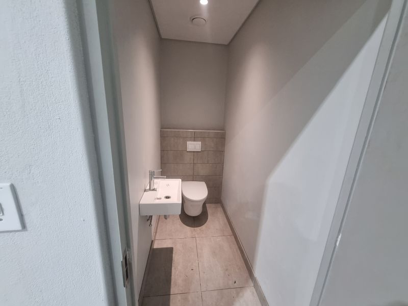 343m2 Industrial  Warehouse Unit / To Let in Kraaifontein @ R 36 015.00  excluding VAT - Photo 7