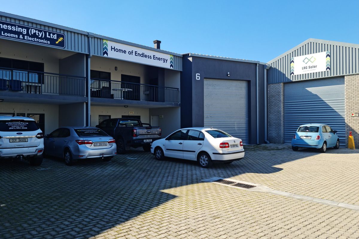Modern Industrial Warehouse To Let in Firgrove , Somerset West - 542m2 - Photo 4