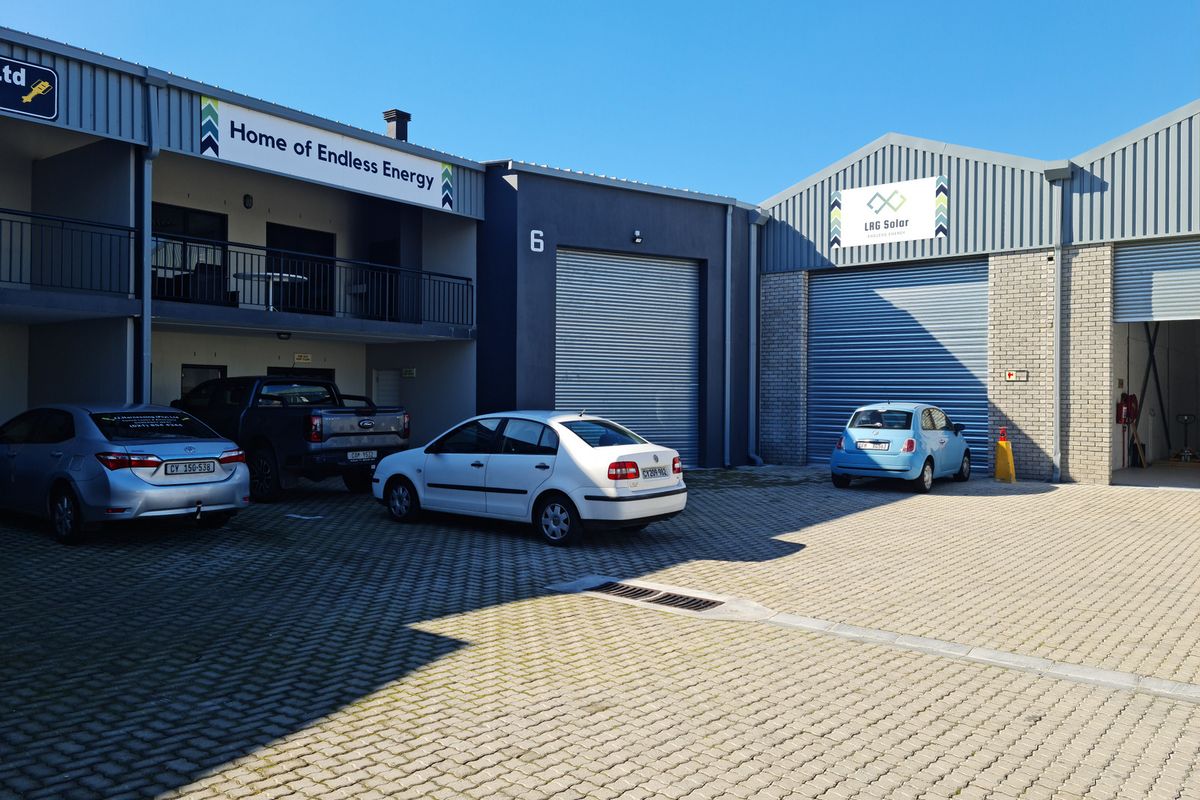 Modern Industrial Warehouse To Let in Firgrove , Somerset West - 542m2 - Photo 3