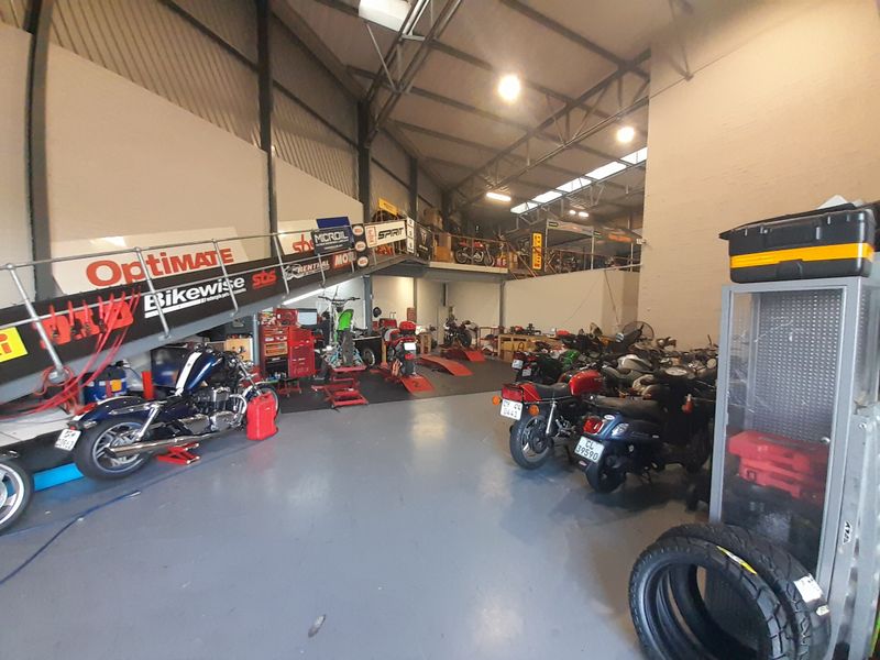 718m2 Industrial Warehouse / Unit To Let in Stikland @ R84 000 excluding VAT - Photo 10