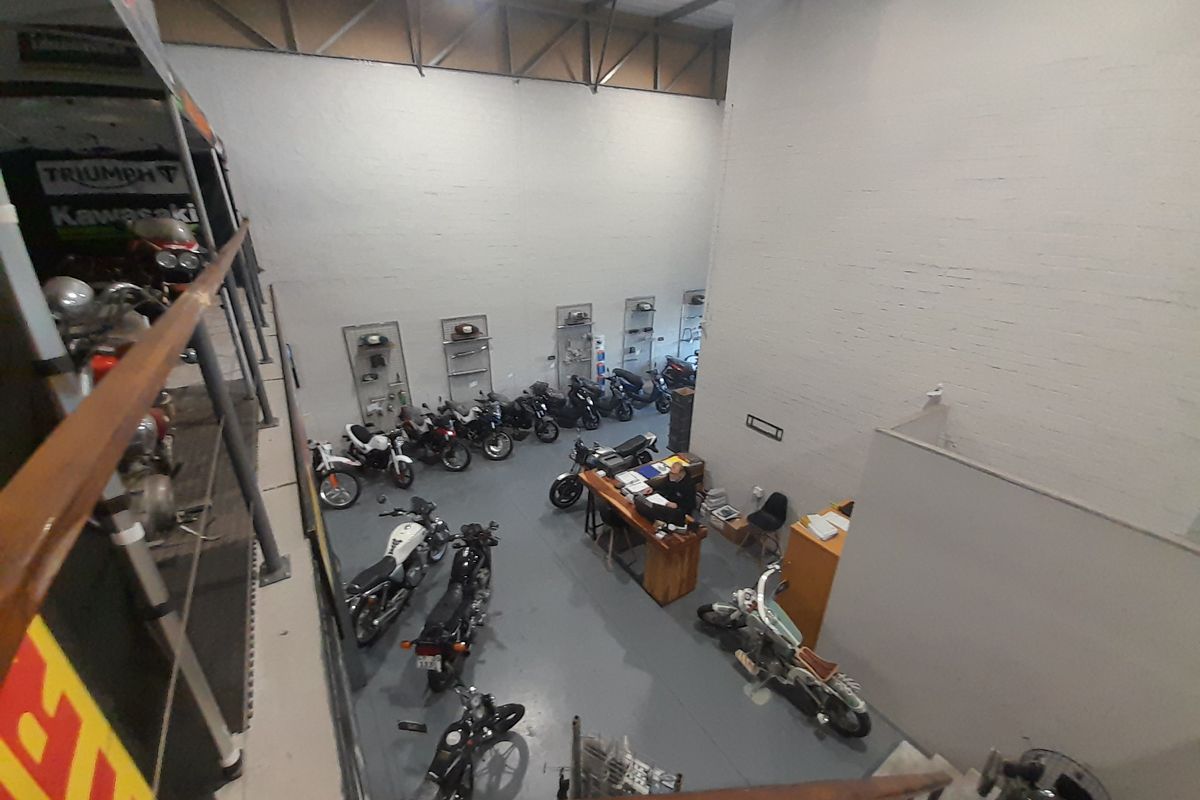 718m2 Industrial Warehouse / Unit To Let in Stikland @ R84 000 excluding VAT - Photo 4