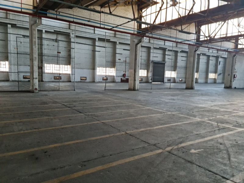 5134m2  Warehouse to let in Blackheath Industria. - Photo 5