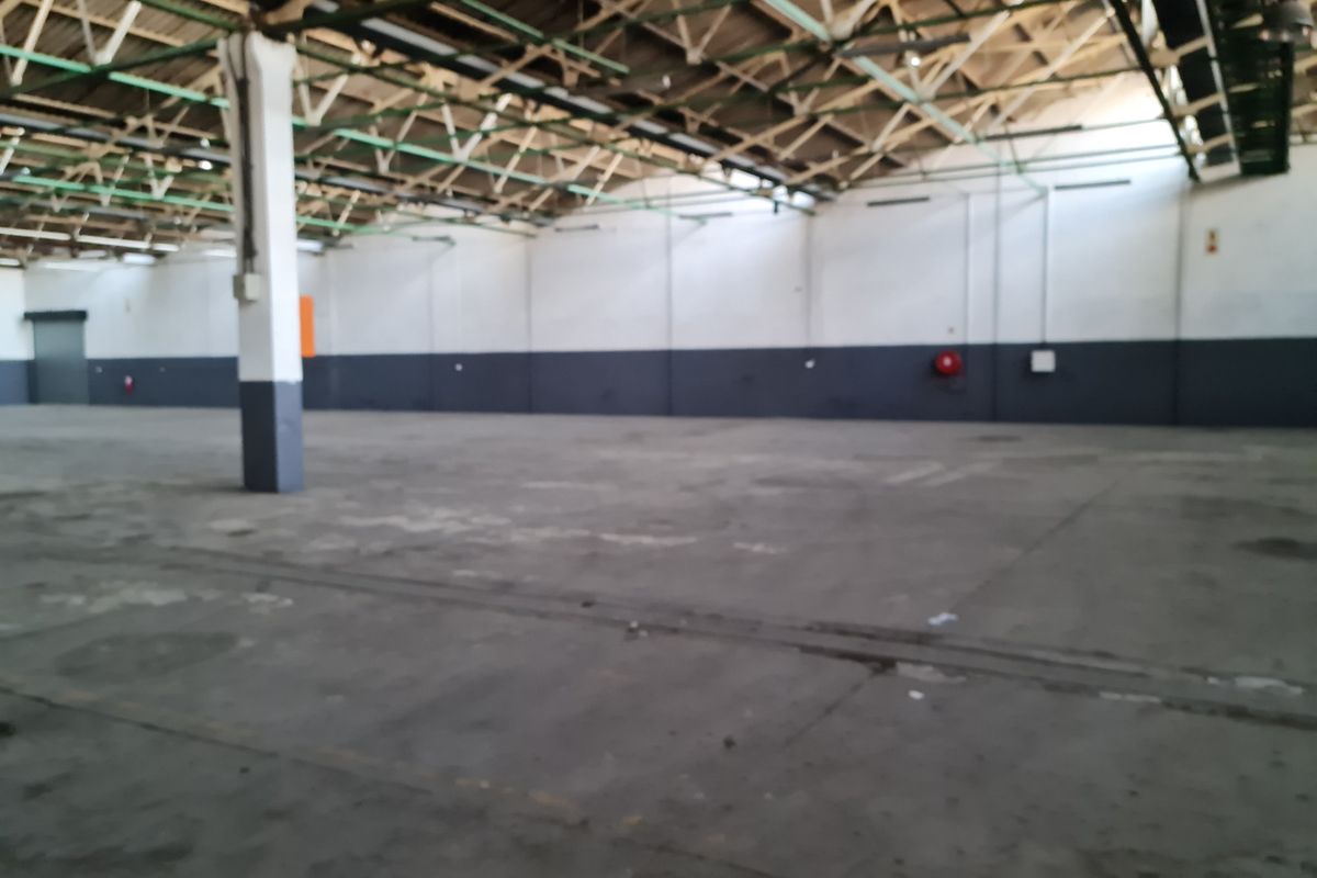 5134m2  Warehouse to let in Blackheath Industria. - Photo 2