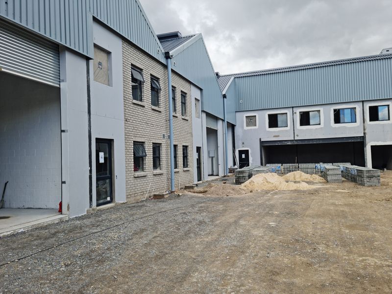 Brand New 636m2 Industrial Warehouse To Let in Firgrove , Somerset West. - Photo 8