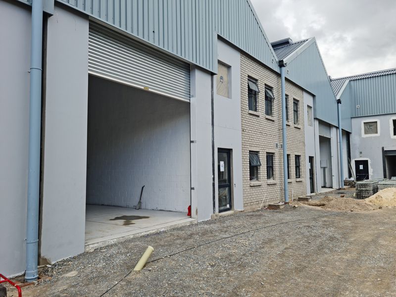 Brand New 636m2 Industrial Warehouse To Let in Firgrove , Somerset West. - Photo 6