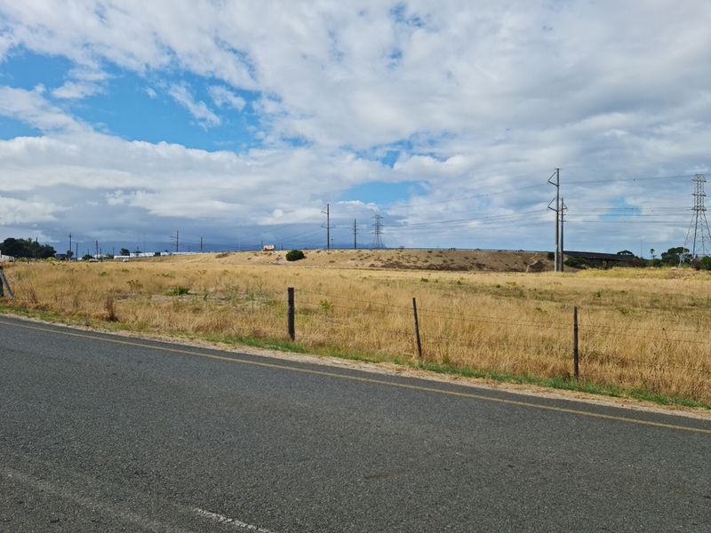 Brand New Development - Coming Soon - 267m2 Industrial Warehouse FOR SALE in Somerset West Firgrove. - Photo 10