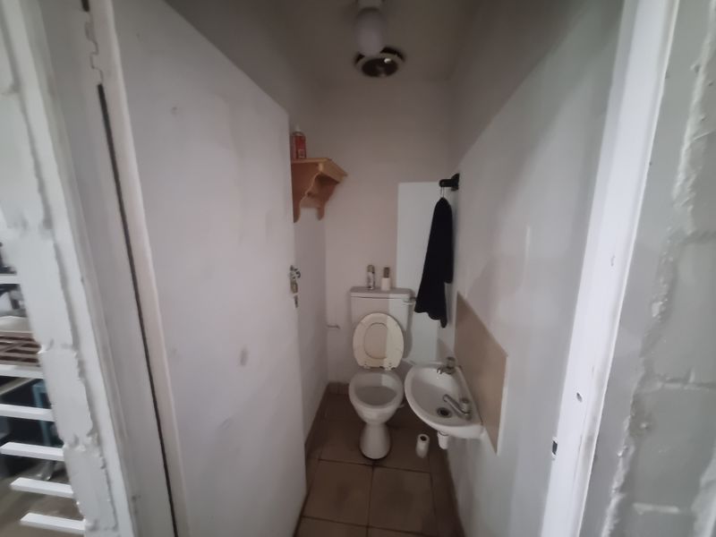 118m2 Industrial Factory Warehouse To Let in Brackenfell Industrial @ R 10 000.00  excluding VAT - Photo 9