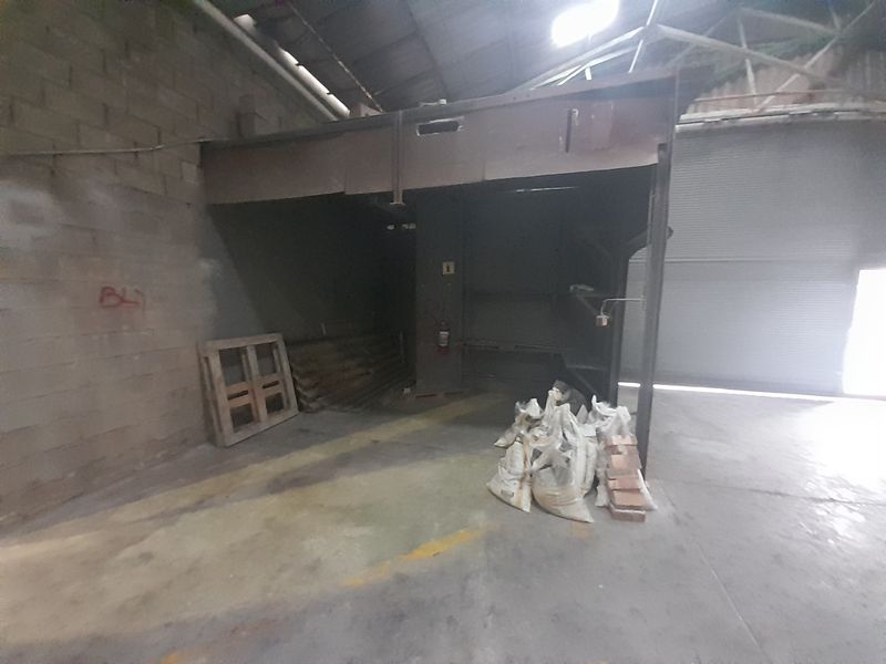659m2 Industrial Factory Warehouse To Let in JT Ross Park, Brackenfell @ R 39 540.00  excluding VAT - Photo 10