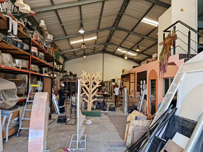 400m2 Factory TO LET in Saxenburg Park, Blackheath. - Photo 3