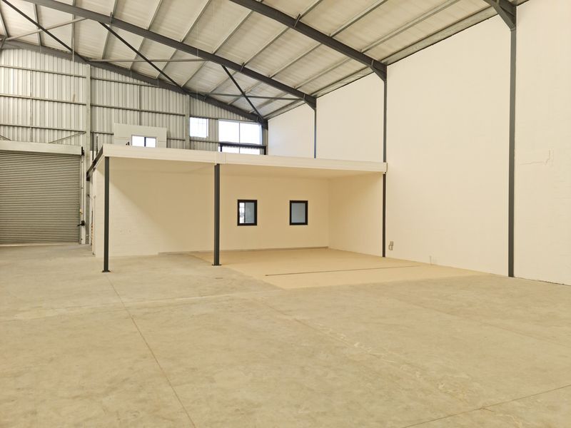 425m2 Warehouse To Let in Firgrove , Somerset West. - Photo 4