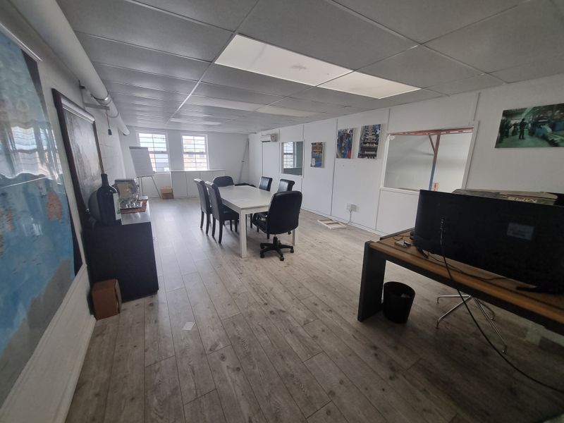 250m2 Industrial Factory Warehouse To Let in Brackenfell Industrial @ R 16 250.00  excluding VAT - Photo 9