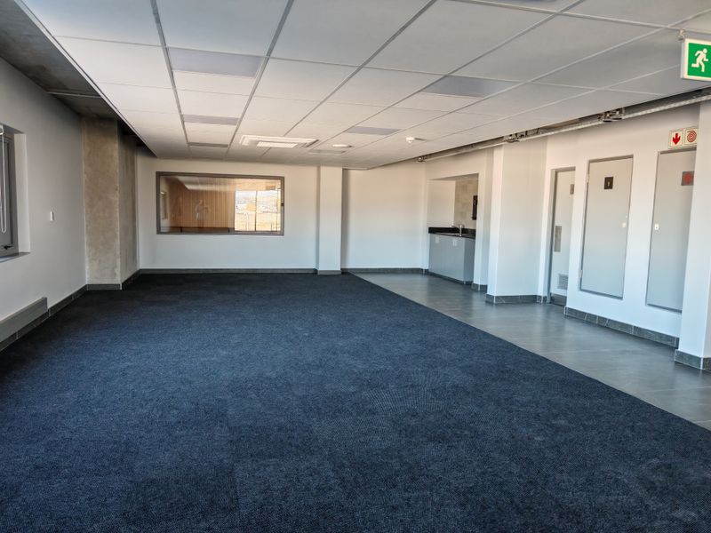 Brand new 4375m2 AAA Grade Warehouse TO LET in Blackheath. - Photo 6